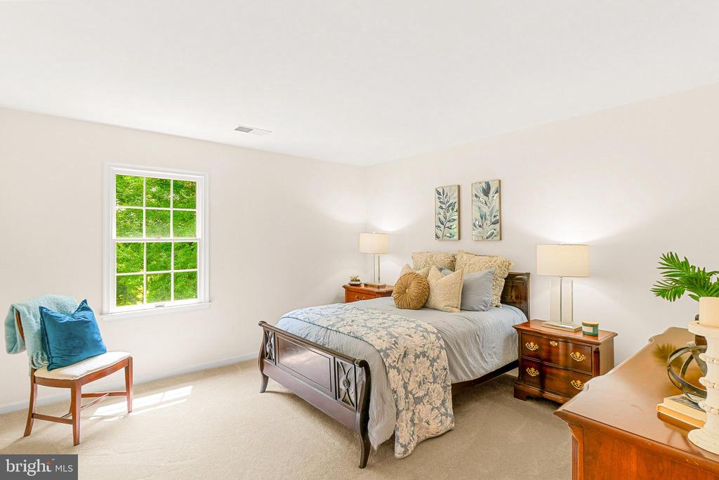 Residential in ROCKVILLE 4