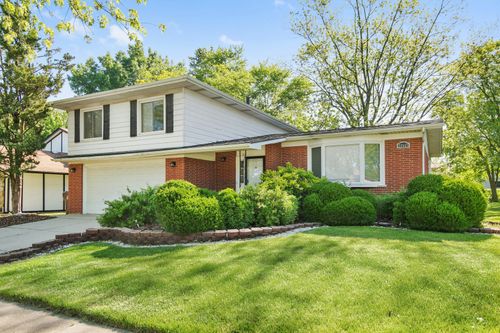 22547 Mission Dr, Richton Park, IL, 60471-1618 | Card Image