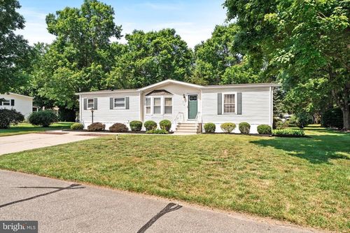 3 Copperfield Dr, Cream Ridge, NJ, 08514-2451 | Card Image