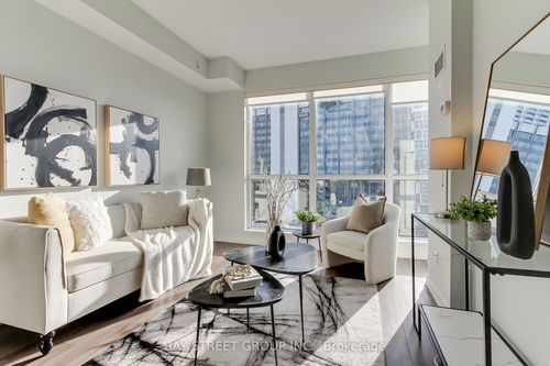 1212-60 Berwick Ave, Toronto, ON, M5P0A3 | Card Image