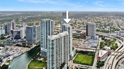 4101 - 90 Sw 3rd St, Condo with 2 bedrooms, 2 bathrooms and null parking in Miami FL | Image 1