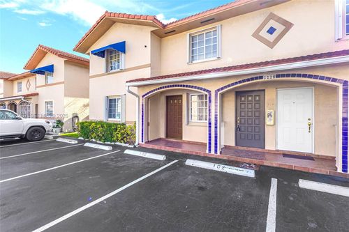 10213-2228 W 74th St, Hialeah, FL, 33016-6763 | Card Image