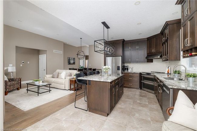 86 Forbes Cres, House other with 5 bedrooms, 3 bathrooms and 6 parking in Listowel ON | Image 9