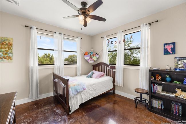 122 Twisting Oak Ct, House other with 4 bedrooms, 3 bathrooms and null parking in Pipe Creek TX | Image 28