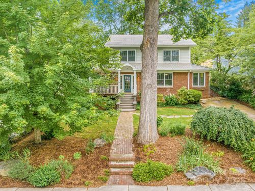 24 Warwick Rd, Asheville, NC, 28803-2447 | Card Image