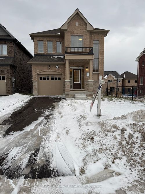 57 N Garden Blvd, Port Perry, ON, L9L0C9 | Card Image