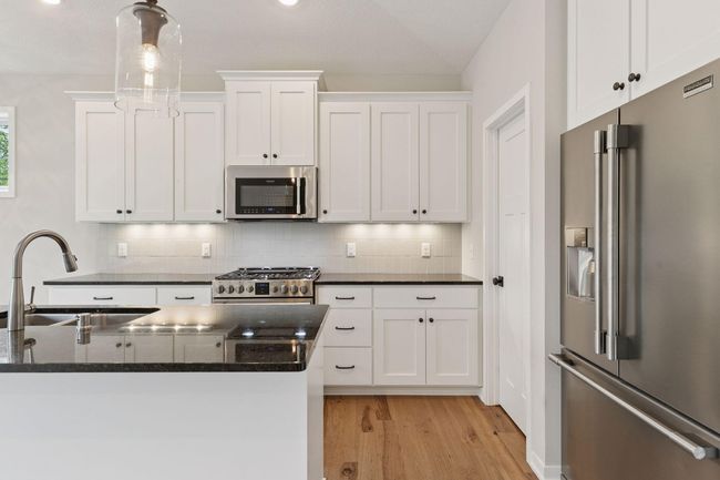 Another view of kitchen details | Image 14