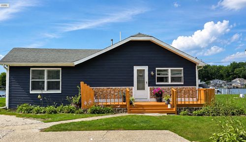 1614 River Terrace Dr, Johnsburg, IL, 60051-7569 | Card Image
