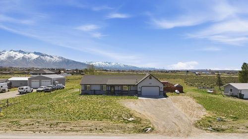 19 Lawndale Ct, Spring Creek, NV, 89815-5121 | Card Image
