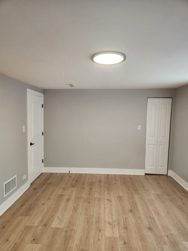 939 W 123 Rd St, House other with 2 bedrooms, 2 bathrooms and 2 parking in Calumet Park IL | Image 15