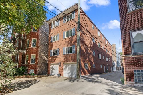 1a-916 W Wolfram St, Chicago, IL, 60657-5055 | Card Image