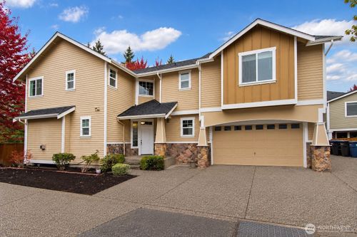 24012 220th Pl Se, Maple Valley, WA, 98038-5166 | Card Image