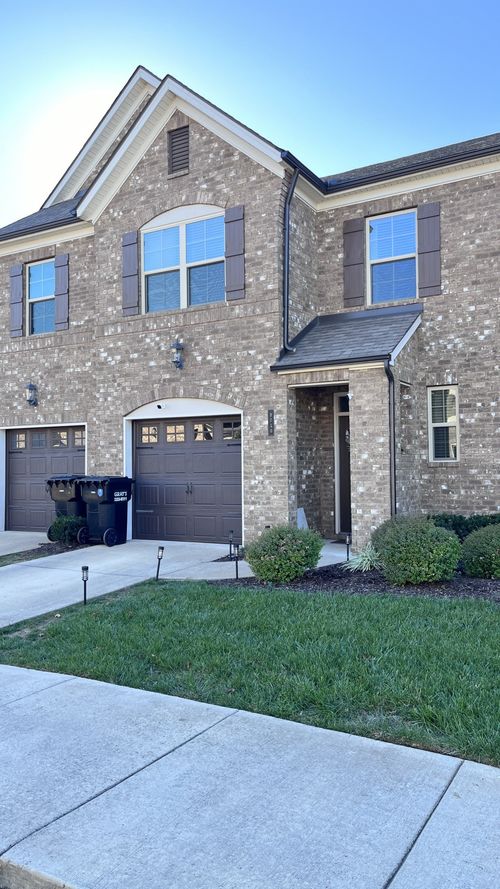 3010 Defilade Dr, Murfreesboro, TN, 37128-2997 | Card Image