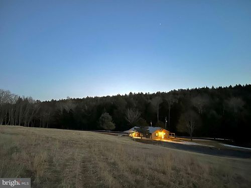 109 Saw Mill Rd, WEATHERLY, PA, 18255-4803 | Card Image