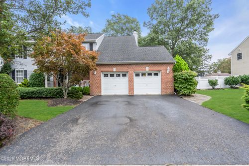 41 Carrie Dr, Howell, NJ, 07731-9073 | Card Image