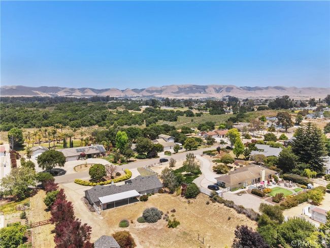 425 Tejas Pl, House other with 3 bedrooms, 3 bathrooms and 3 parking in Nipomo CA | Image 35