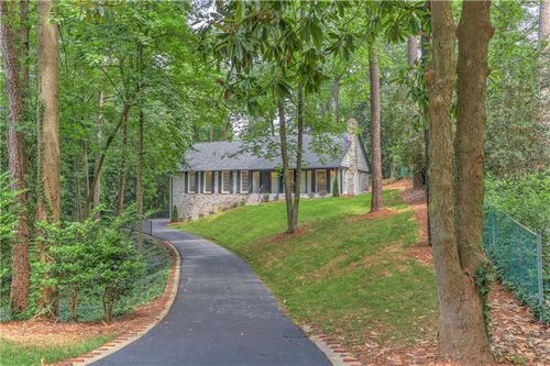 4540 Club Valley Dr Ne, Atlanta, GA, 30319-1072 | Card Image