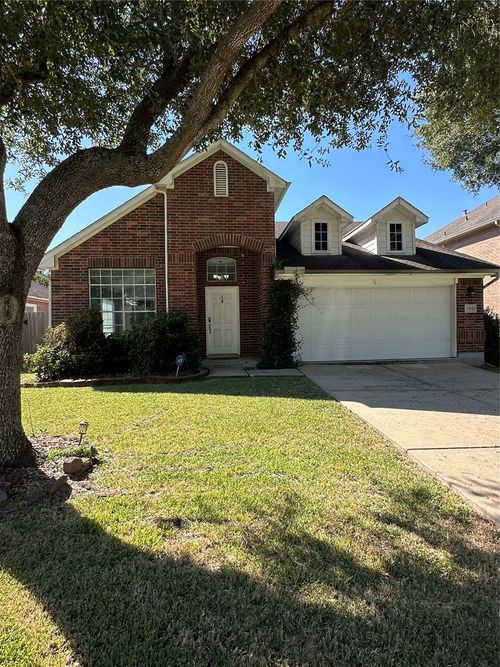 3326 Pebble Beach Ln, Pearland, TX, 77584-7929 | Card Image