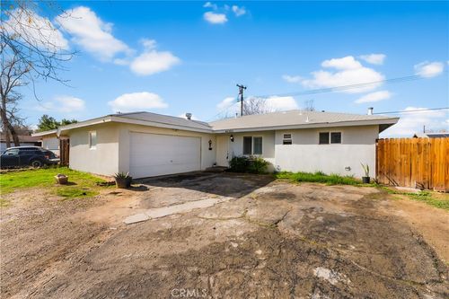 45323 Andale Ave, Lancaster, CA, 93535-2035 | Card Image