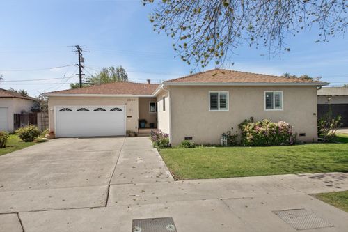 2205 Tully Road, Modesto, CA, 95350 | Card Image
