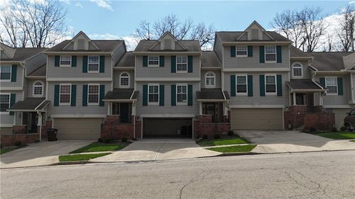 608 Winona Dr, Fairborn, OH, 45324-6411 | Card Image