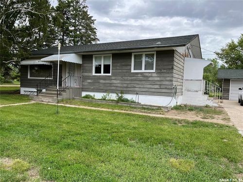 204 William St, Hazenmore, SK, S0N1C0 | Card Image