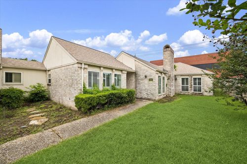 2915 Country Club Boulevard, Sugar Land, TX, 77478 | Card Image