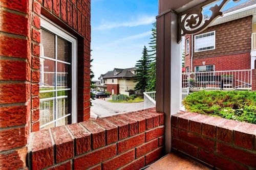 3205 Sienna Park Green Sw, Calgary, AB, T3H3N7 | Card Image
