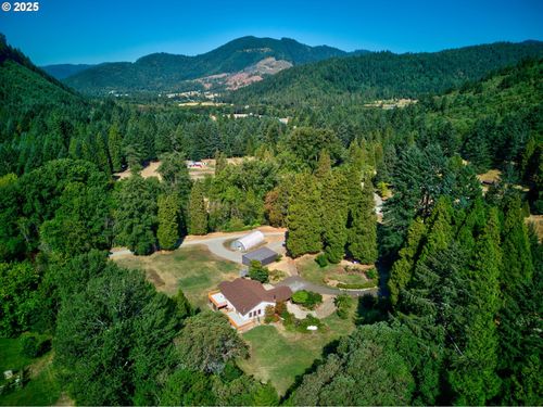 913 Starveout Creek Rd, Azalea, OR, 97410-9401 | Card Image