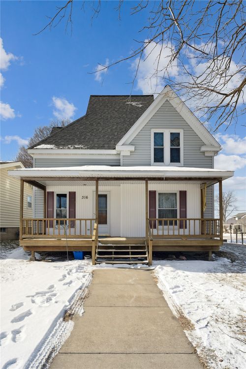 316 Ely St, Walker, IA, 52352-7704 | Card Image