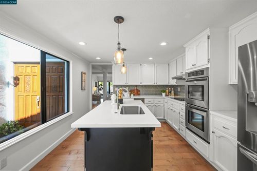 411 411 Oneida Ct, Danville, CA, 94526 | Card Image