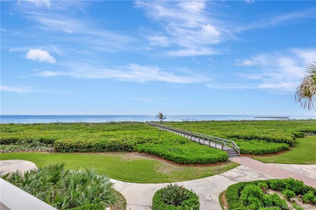 Private dunewalk to beach with shower | Image 12