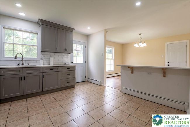 23 Devon Dr, House other with 5 bedrooms, 4 bathrooms and null parking in Palmer Twp PA | Image 11