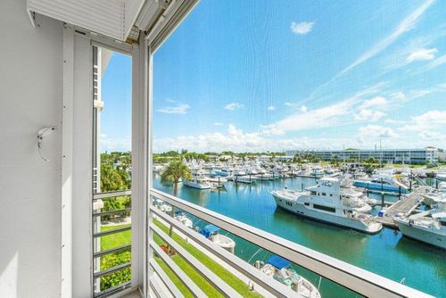 404-29 Yacht Club Drive, North Palm Beach, FL, 33408 | Card Image