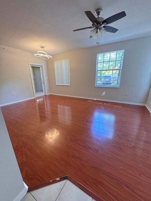 6906-6906 W Sample Rd, Coral Springs, FL, 33067-4284 | Card Image