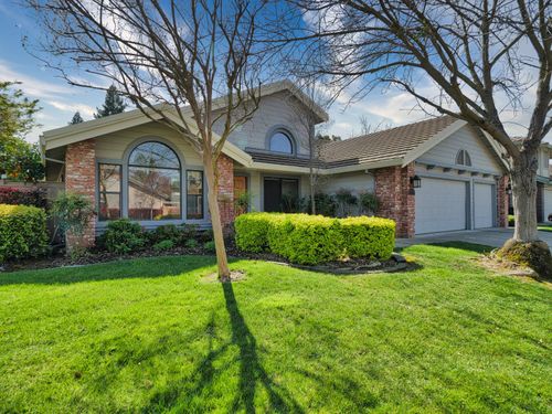 11864 S Carson Way, Gold River, CA, 95670-8115 | Card Image