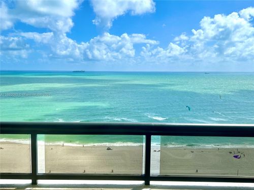 apt-2001-2555 Collins Ave, Miami Beach, FL, 33140-4777 | Card Image