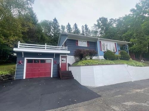 16 Rheims St, Berlin, NH, 03570-3327 | Card Image