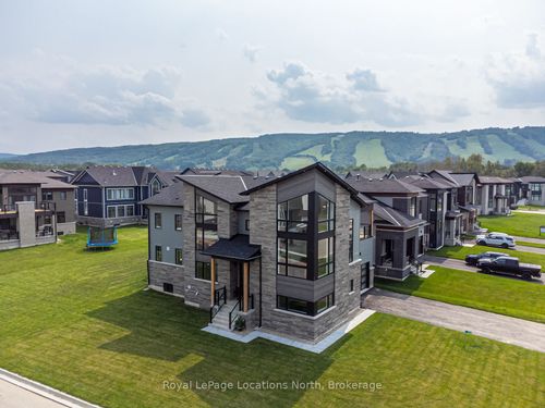 157 Springside Cres, Blue Mountains, ON, L9Y5L3 | Card Image