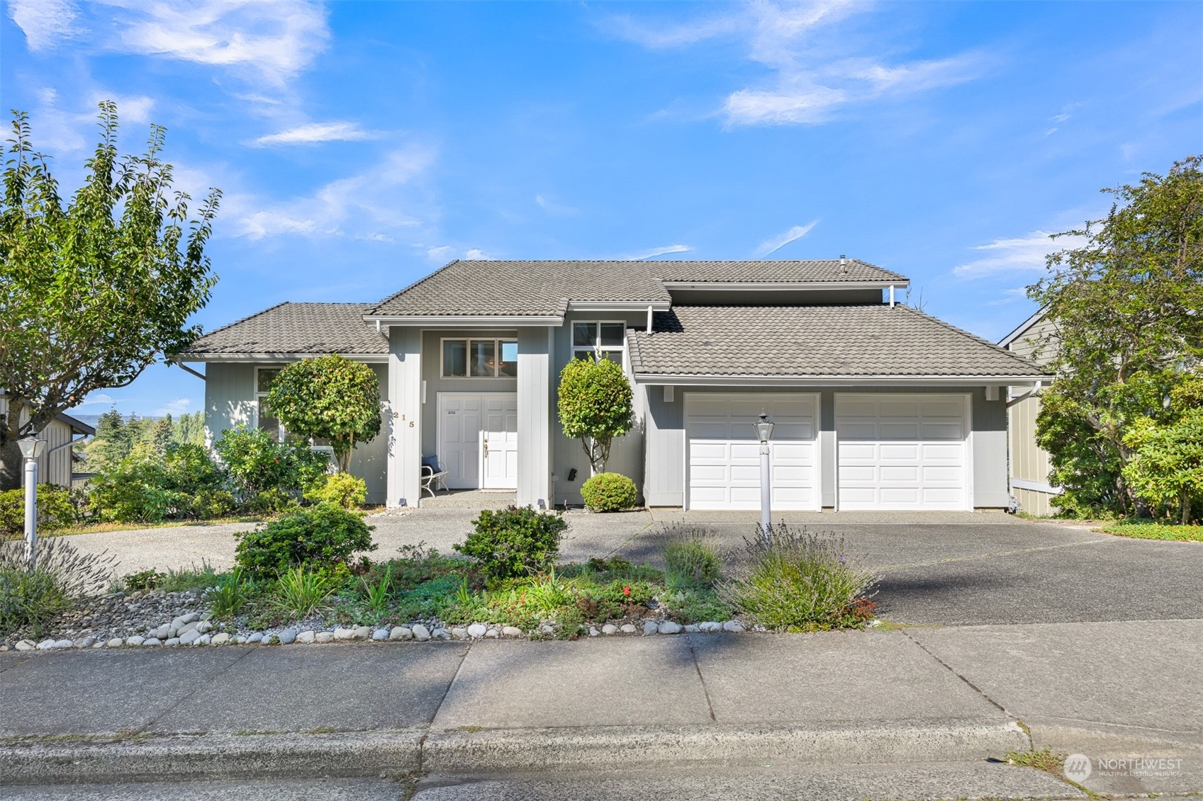 Bayside Rd, Bellingham, WA 98225