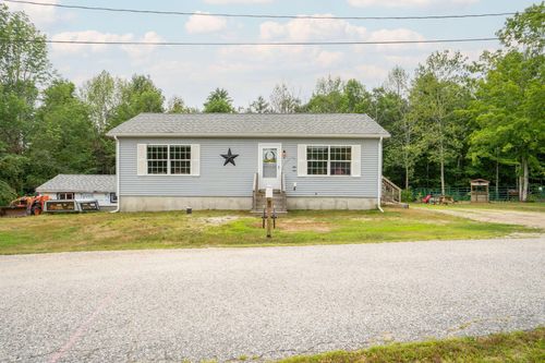 9 Moffett Rd, Limerick, ME, 04048-3327 | Card Image