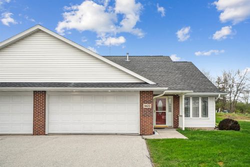 1622 3rd St Ne, Independence, IA, 50644-2228 | Card Image