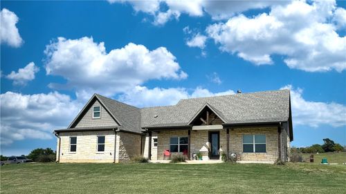 928 Azalea Dr, Franklin, TX, 77856-1454 | Card Image