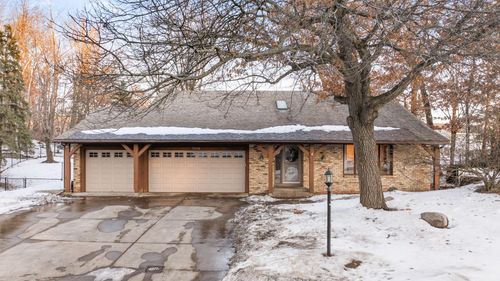 7686 Blackwell Ct, Inver Grove Heights, MN, 55076-2803 | Card Image