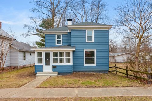 365 White Pigeon St, Constantine, MI, 49042-1161 | Card Image
