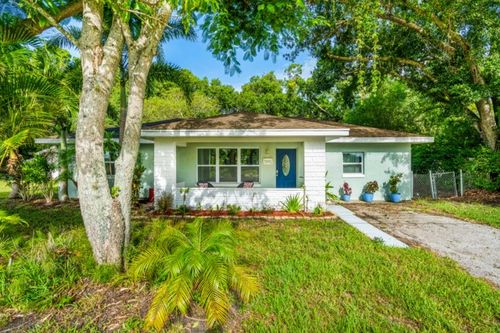 1717 20th Ave, Vero Beach, FL, 32960-3652 | Card Image