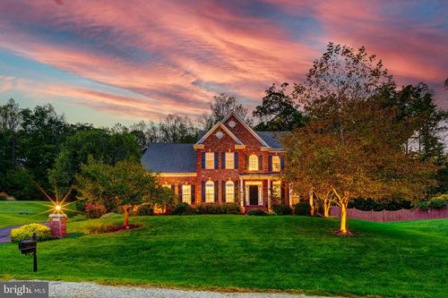 9348 Occoquan Overlook Dr, LORTON, VA, 22079-3462 | Card Image