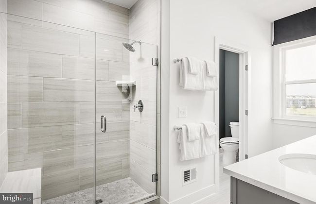 10824 Willow Ter, Townhouse with 4 bedrooms, 5 bathrooms and null parking in FAIRFAX VA | Image 7