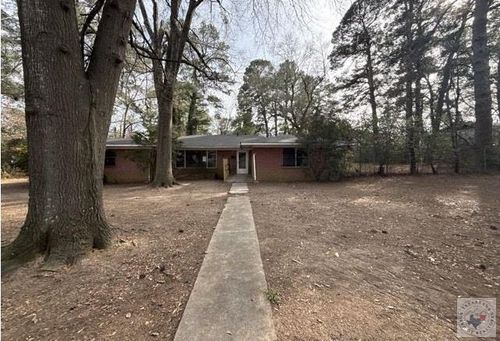 2927 Lyons St, Texarkana, TX, 75501-3233 | Card Image