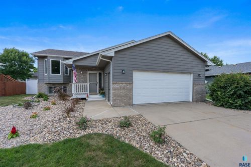 5117 S Mandy Ave Avenue, Sioux Falls, SD, 57016 | Card Image